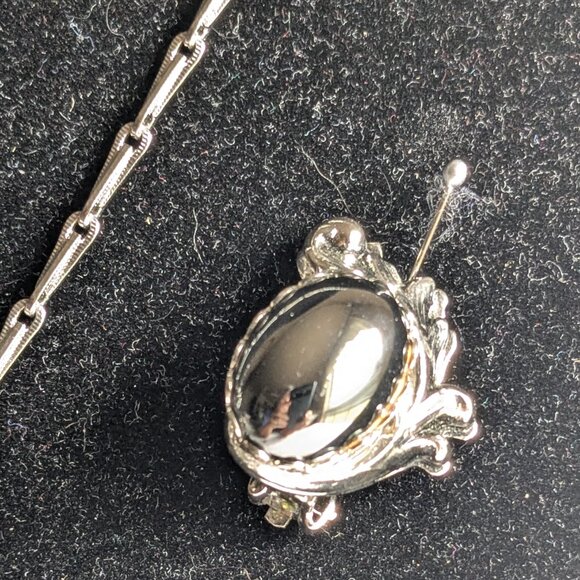 Vintage Ornate Hematite Pendant Necklace and Matching Earrings Set - Picture 11 of 14